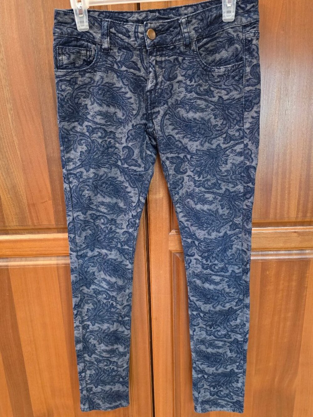 Black Swan print skinny jeans blue size 27